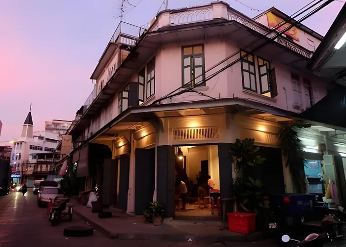 Elite Hotel Nana Sukhumvit 3